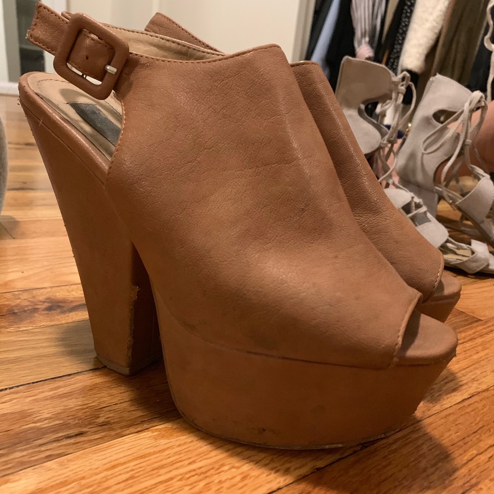 Steven madden brown wedged heels